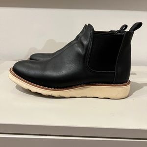 Red Wing Heritage Size 9 Women's Classic Chelsea Black Boundary Leather